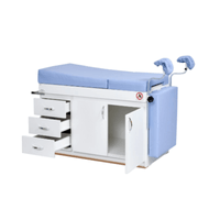 Mesa Para Exame Ginecológico em MDF S-0985 - Salutem